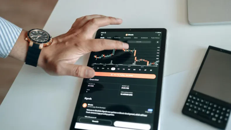 E-facturation et traduction : reportage sur la préparation des traducteurs à l’obligation